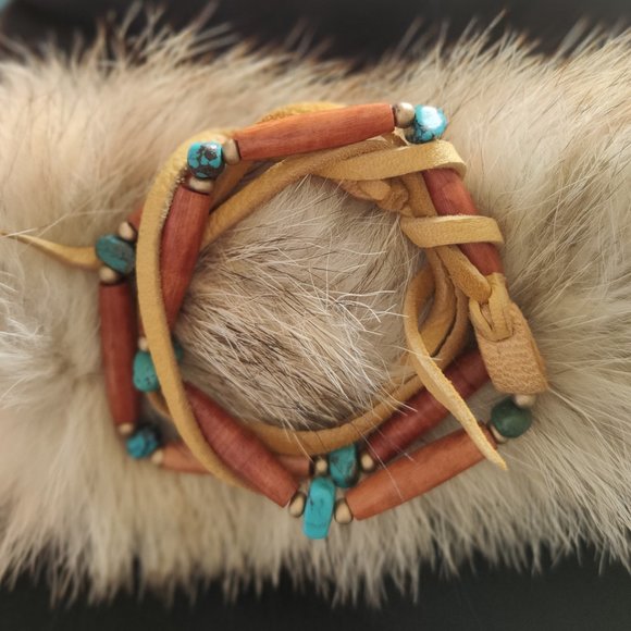 Native Turquoise & Wood Choker - Picture 12 of 12